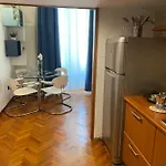 Bovio 22 Apartman *